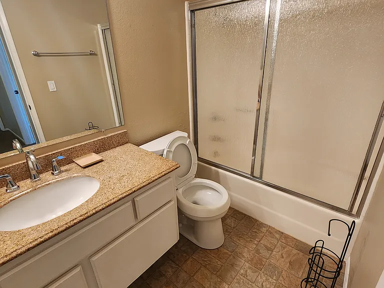 630 W Palm Ave #6 — Photo 19