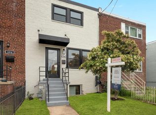 686 Oglethorpe St NE, Washington, DC 20011
