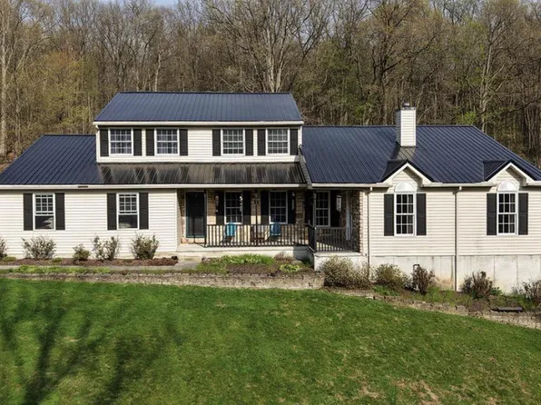 75 Clemens Rd, Fleetwood, PA 19522