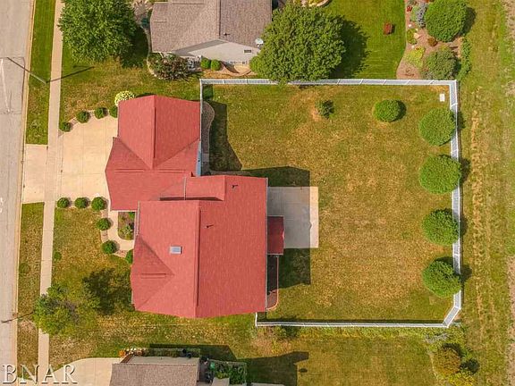 3rd image of 1311 Norma Dr