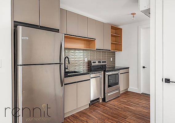 5th image of 26-30 4th St #709