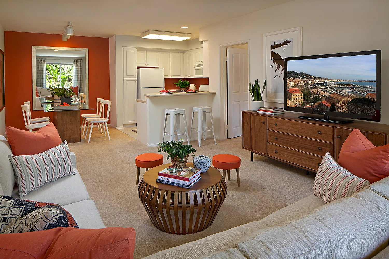 Serrano Apartment Homes — Photo 1