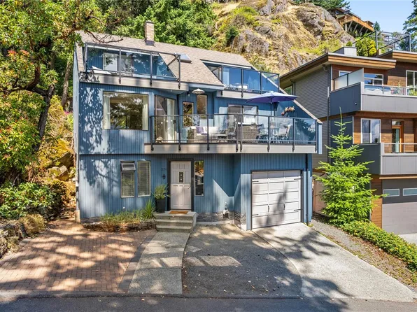 271 Woodhaven Dr, Nanaimo, BC V9T 5M1