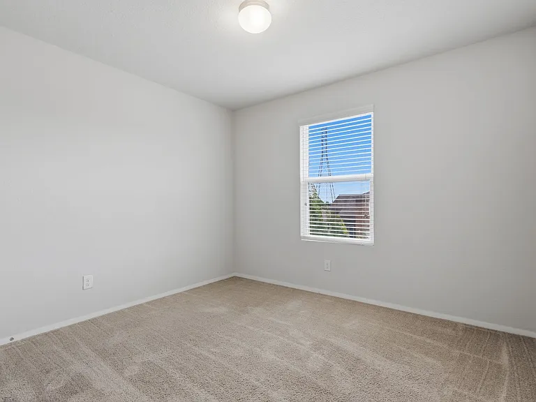 9609 Sandy Ridge Way — Photo 14