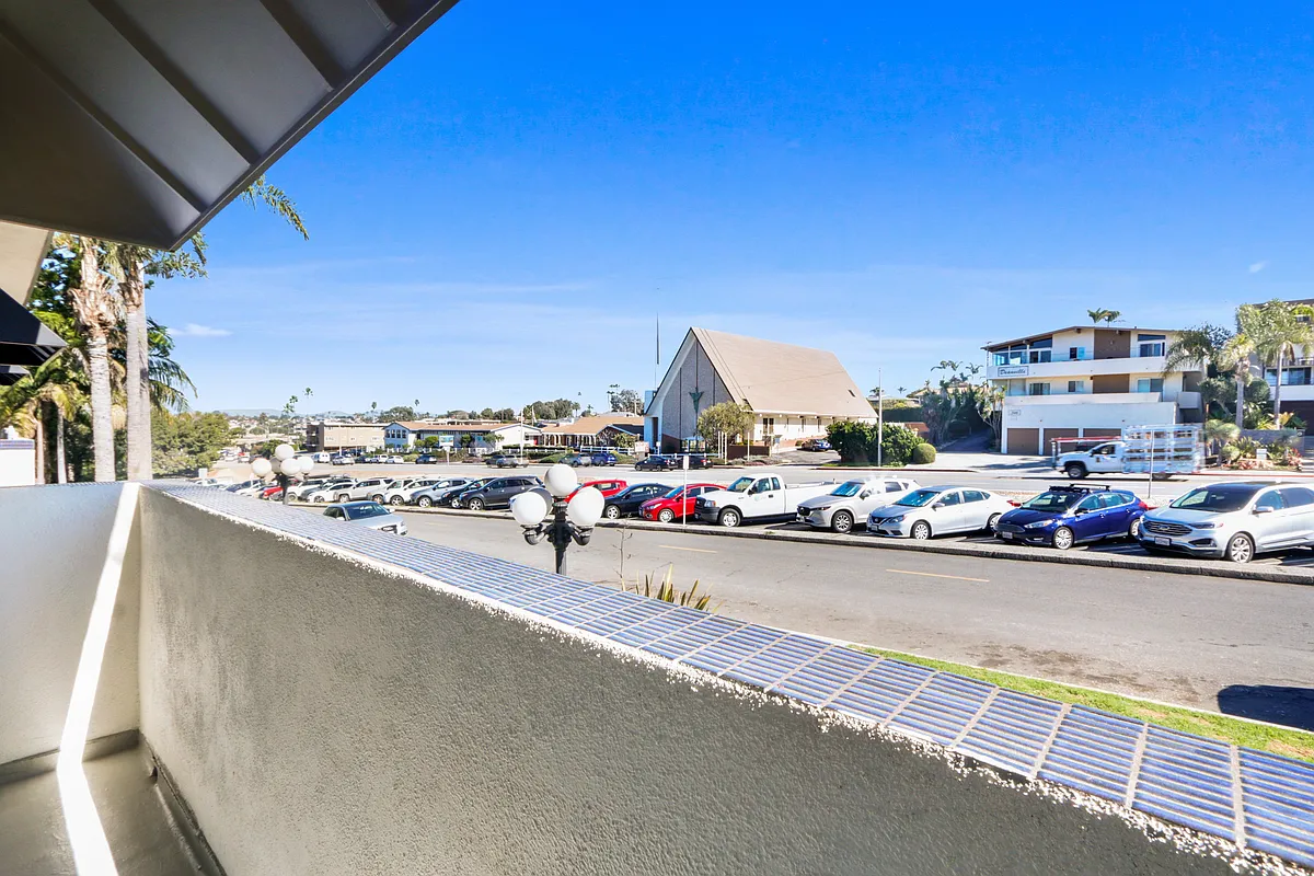 Building Photo - 343 Palos Verdes