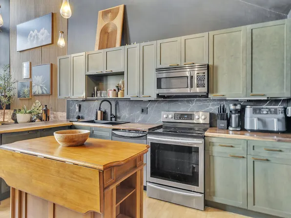 300 Tijeras Ave NE APT 319, Albuquerque, NM 87102