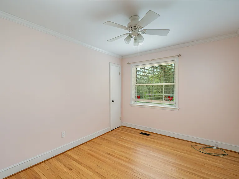 296 Hopewell Church Rd — Photo 26