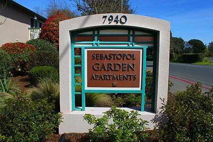 Sebastopol Gardens Apartments