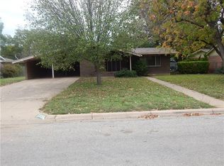 2206 11th St, Brownwood, TX 76801
