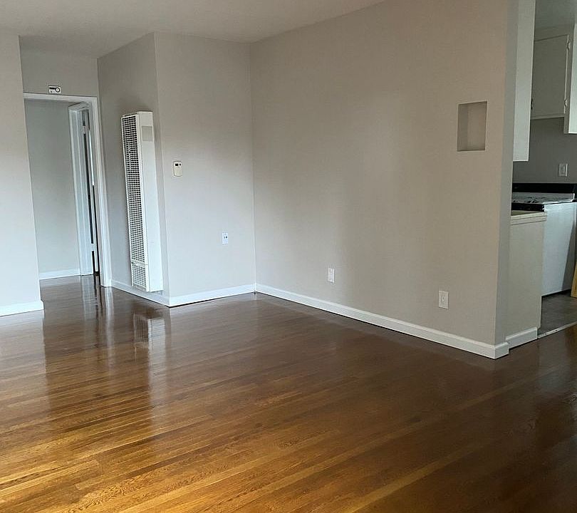 1st image of 8450 University Ave #6
