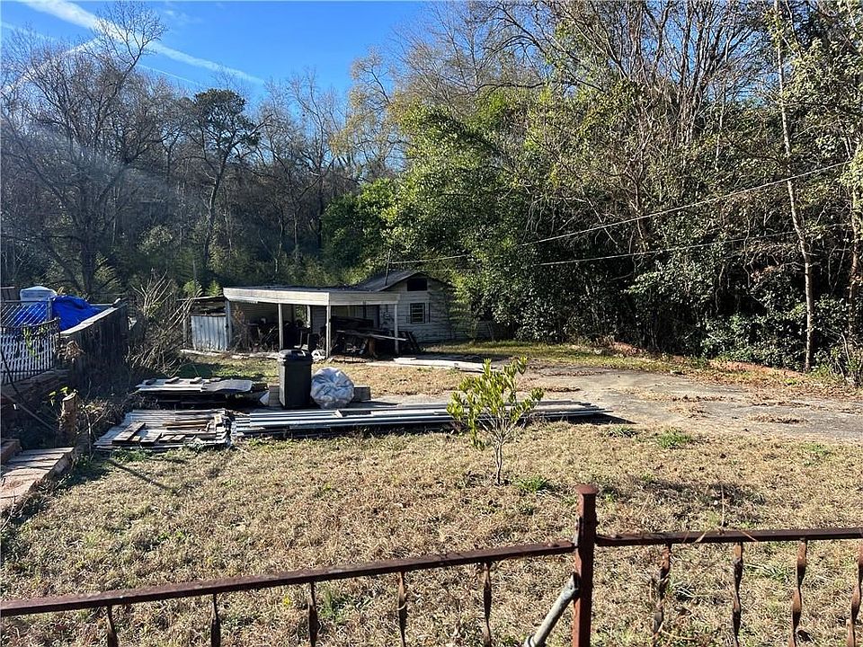 2nd image of 723 12th Ct