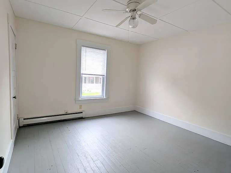 404 S Main St — Photo 10