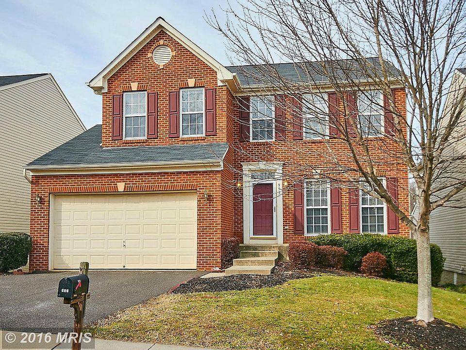 1st image of 993 Riverdale Cir