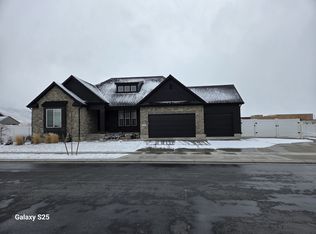 1486 E Sheps Ridge Rd, Eagle Mountain, UT 84005