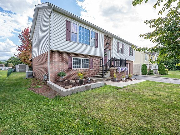 4th image of 105 Frank Cir