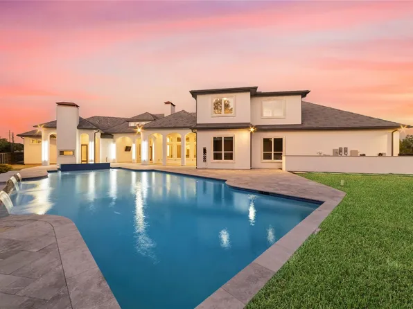 2 Little Sorrell Ct, Houston, TX 77377