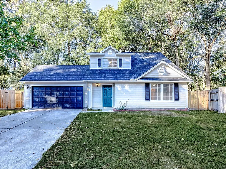 21892 Silver Oak Ct — Photo 2