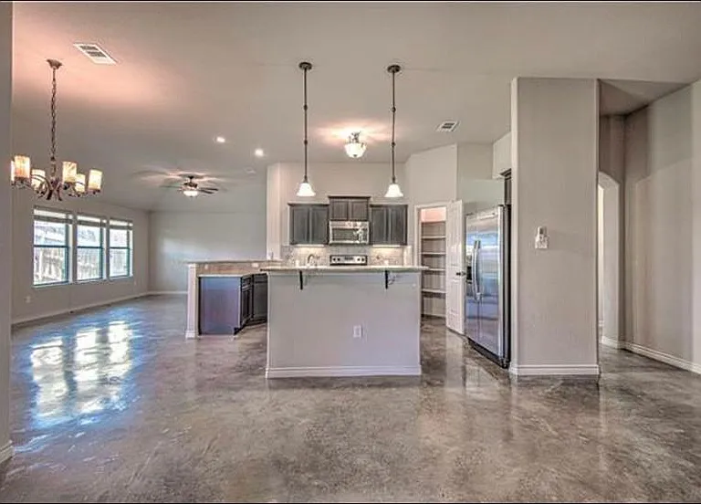 7107 Andalucia Ln — Photo 25