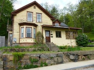 84 Prospect St, Orange, MA 01364