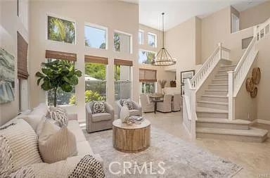 19 Royalston — Photo 4
