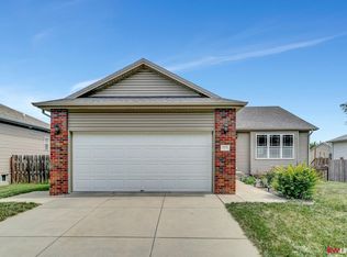 2410 SW Soukup Dr, Lincoln, NE 68522
