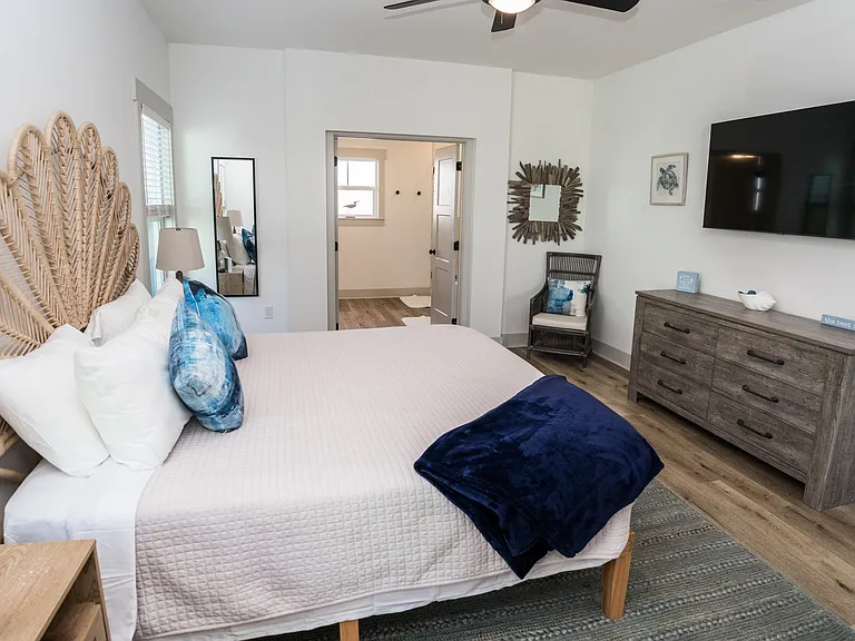 22524 Lakeview Dr — Photo 35