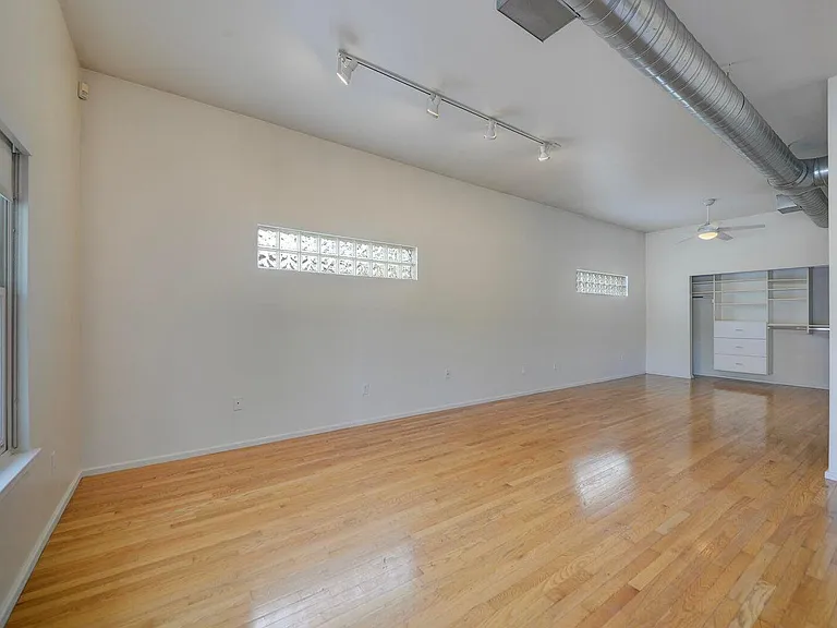 400 Copper Ave NW #106 — Photo 7