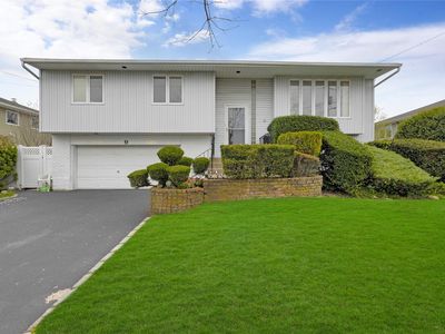 9 Ensign Drive, Massapequa, NY, 11758
