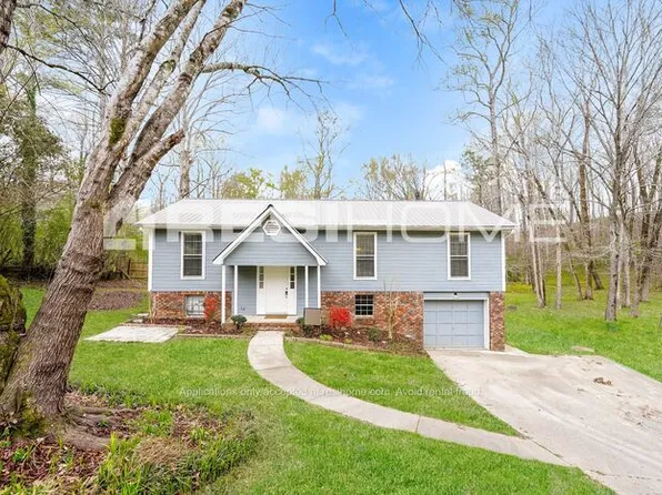 6870 Ridgewood Dr, Pinson, AL 35126