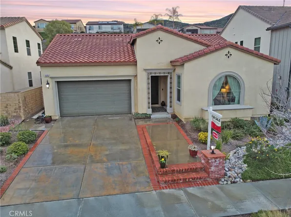18696 Cedar Crest Dr, Santa Clarita, CA 91387