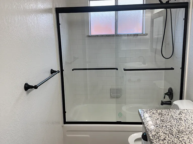 311 W Holland Ave #104 — Photo 8