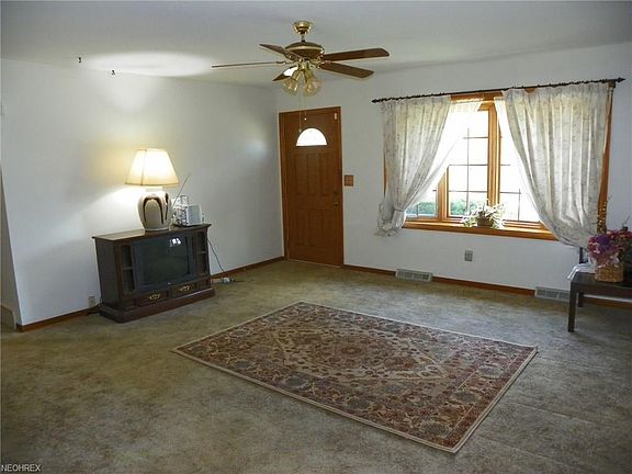 4th image of 2882 Alda Pkwy