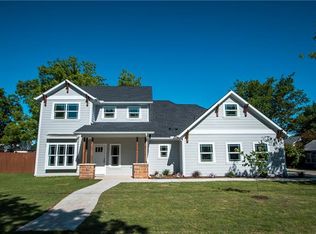 907 S Johnson St, McKinney, TX 75069
