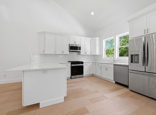 19 Montauk Hwy #7, Westhampton, NY 11977