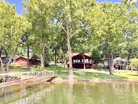2nd image of 373 Kiawa Dr