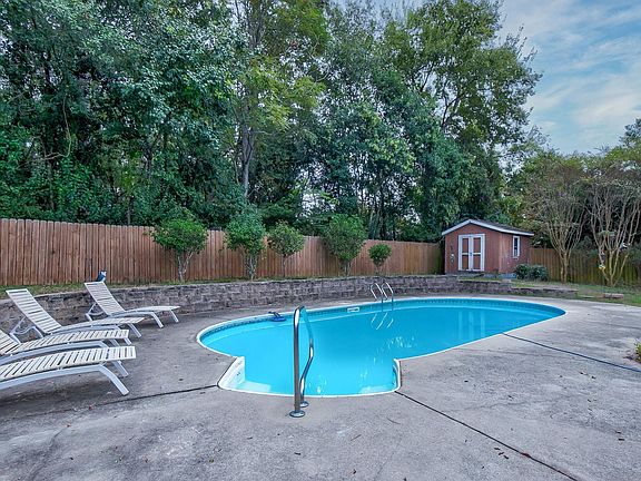 2nd image of 311 Duchess Trl