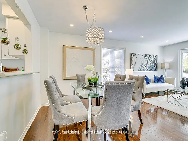 25 Kingsbridge Garden Cir #2021 — Photo 3