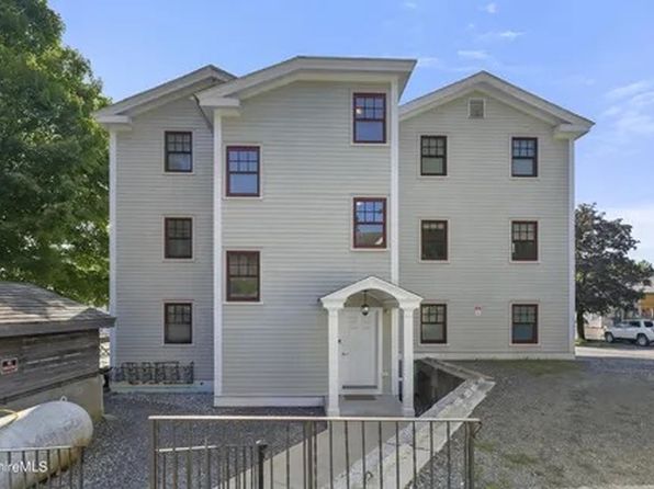 29 Main St #3