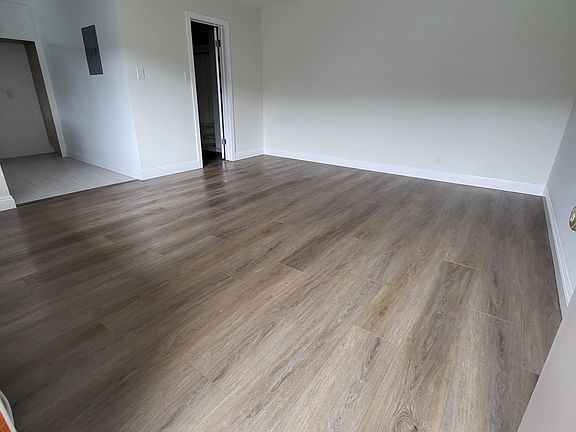 5th image of 8919 Longden Ave APT 18