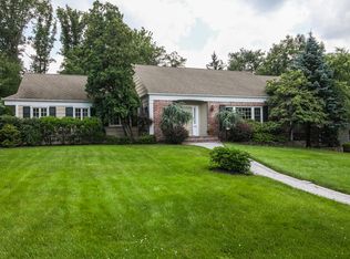 8 Richard Dr, Short Hills, NJ 07078