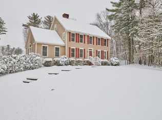 32 Lisa Ln, Georgetown, MA 01833