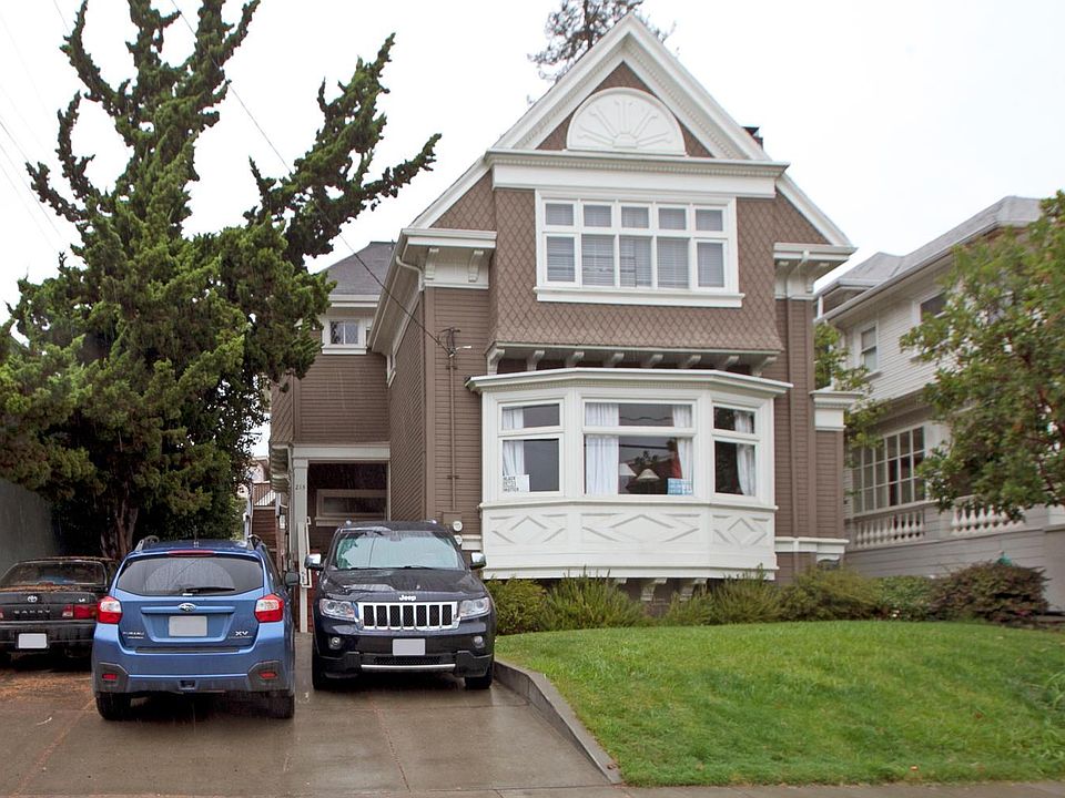 1st image of 215 Athol Ave #C