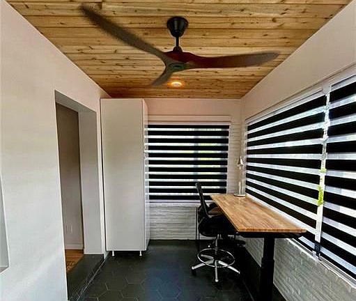 2nd image of 223 SW 17th St #1-2