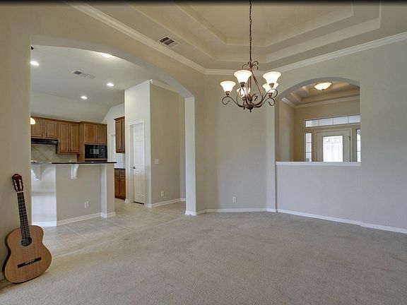 4th image of 10723 River Plantation Dr