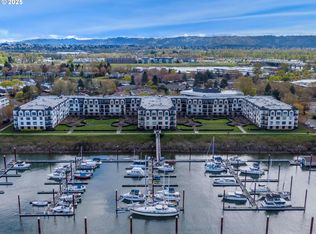 707 N Hayden Island Dr UNIT 325, Portland, OR