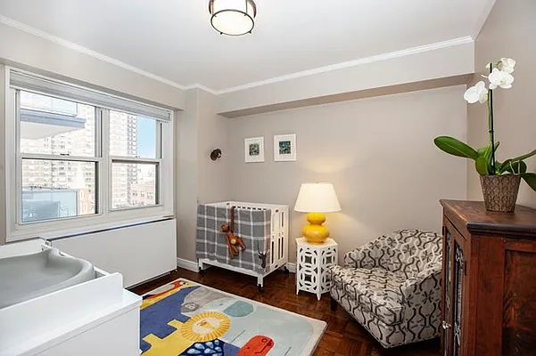 Sold by Maxwell Jacobs | media 7