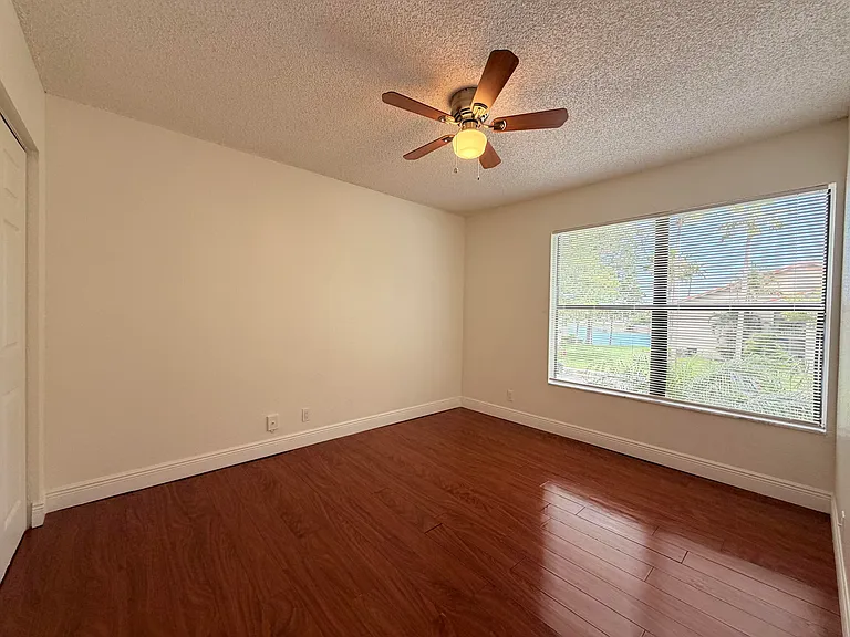 1541 Windorah Way #E — Photo 26