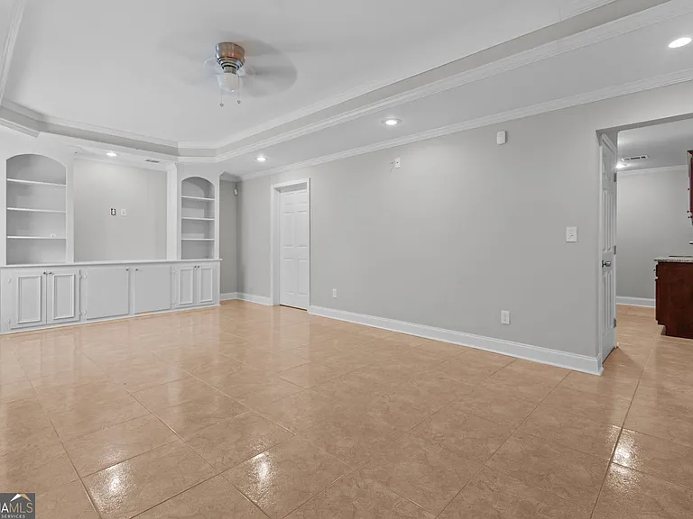 2315 Hiawassee Dr — Photo 40