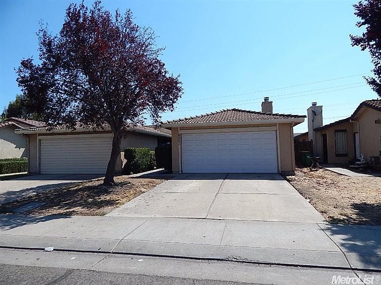 1st image of 8882 Fox Creek Dr