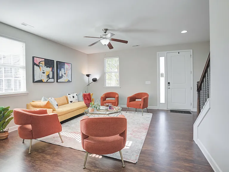 Charleston Row Townhomes — Photo 3